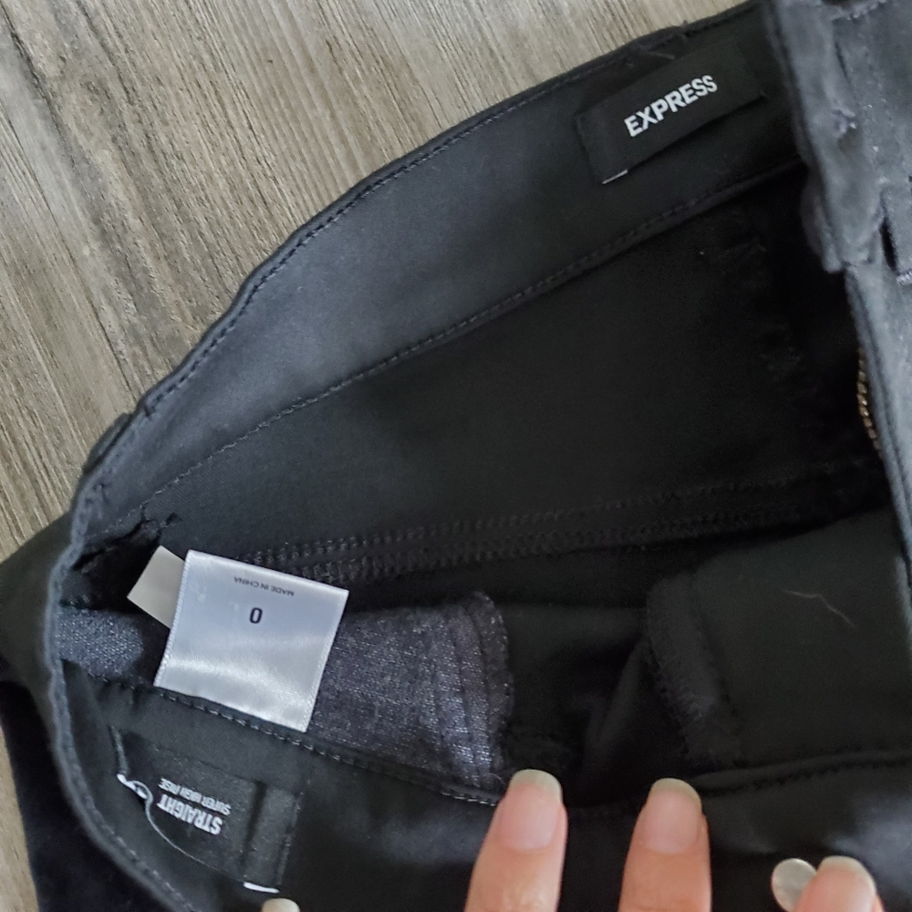 Express pants - Picture 4 of 4